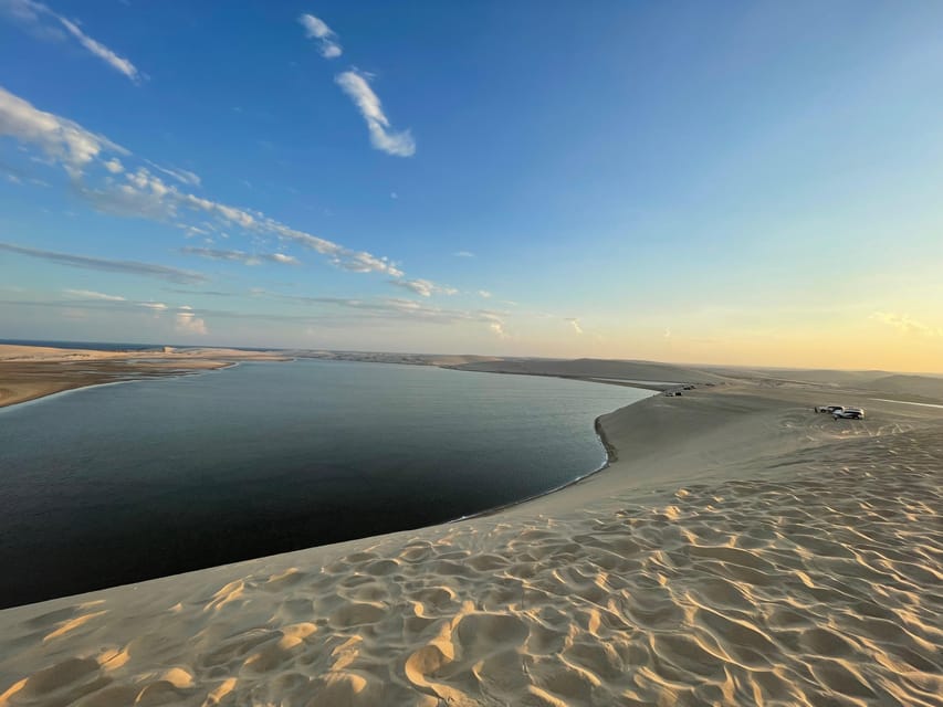 Doha: Desert Safari Tour with Dune Bashing and Inland Sea Visit