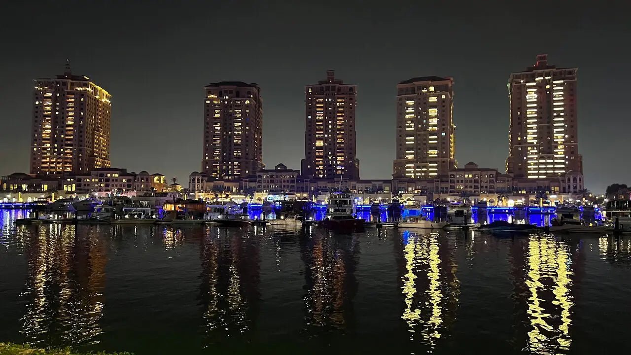 Doha: Guided City Tour with Airport or Hotel Pickup