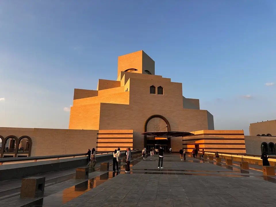 Doha: Guided City Tour with Airport or Hotel Pickup