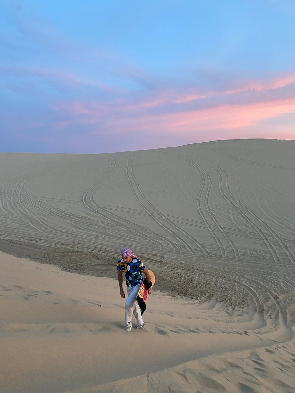 Doha: Half - Day Desert Safari, Sandboarding, Camel Ride and Inland Sea Tour