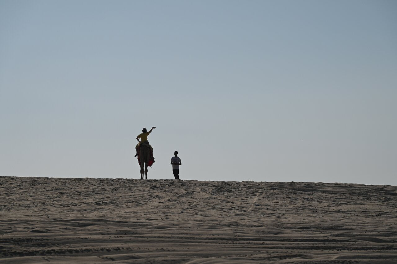 Doha: Private Full - Day Desert Safari, Sandboarding and Buffet Dinner