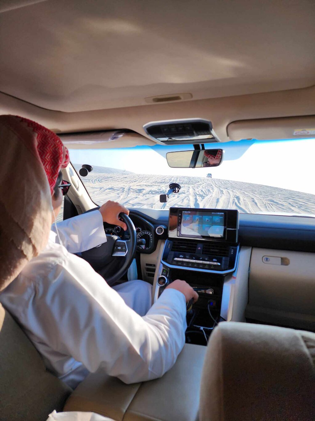 Doha: Private Full - Day Desert Safari, Sandboarding and Buffet Dinner