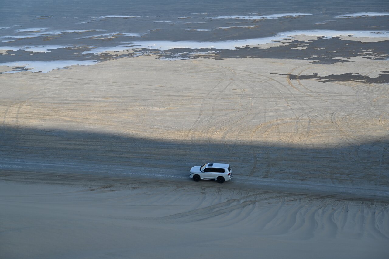 Doha: Private Full - Day Desert Safari, Sandboarding and Buffet Dinner