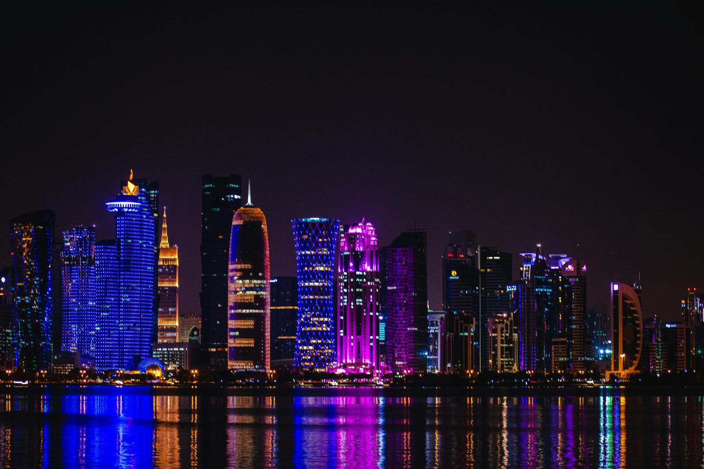 Doha: Private Guided Sunset or Night City Tour
