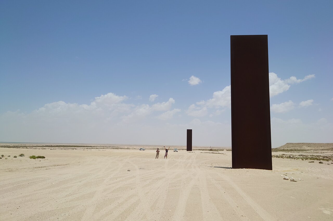 Doha: Private Guided West Coast, Zekreet Fort, Richard Serra Sculpture & Mushroom Hills Tour