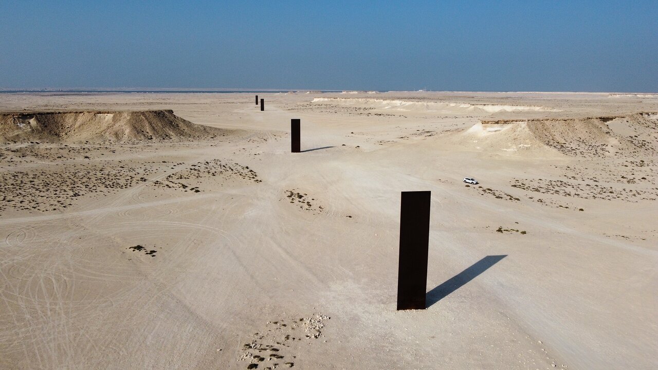 Doha: Private Guided West Coast, Zekreet Fort, Richard Serra Sculpture & Mushroom Hills Tour