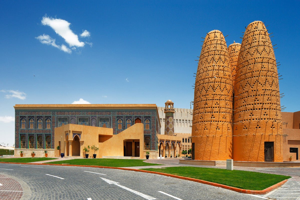 Doha: Private Layover City Tour with Souq Waqif, Katara and The Pearl