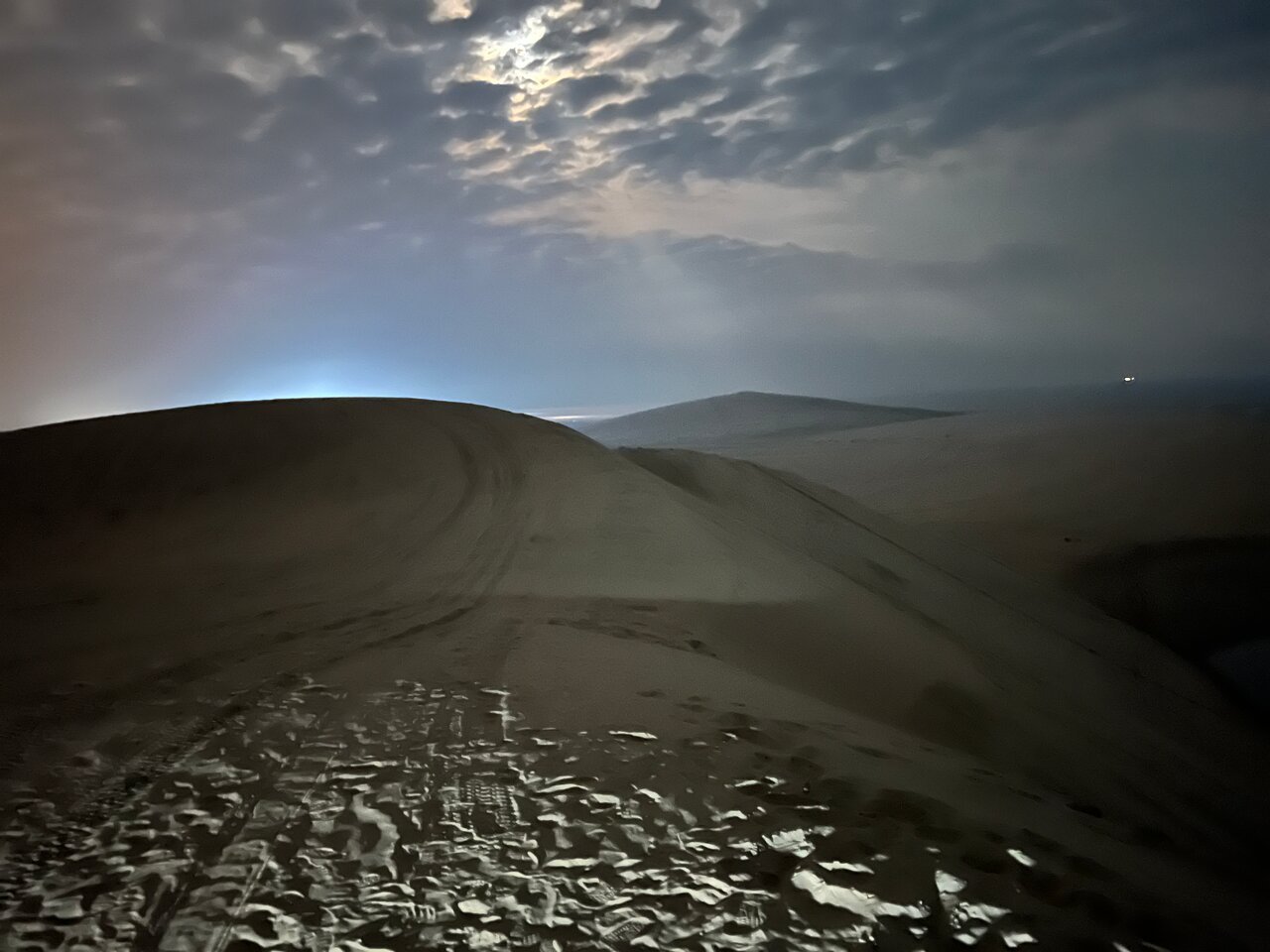 Doha: Private Night Desert Safari, Sandboarding, Camel Ride and Inland Sea Tour