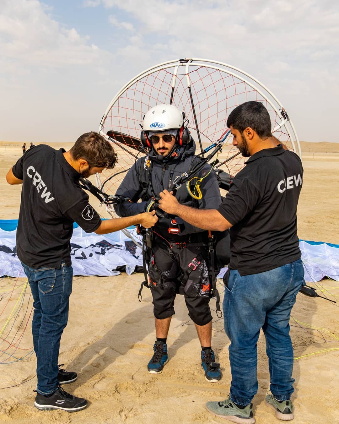 Doha: Private Paratrike Flight Over Qatar's Desert and Coastline
