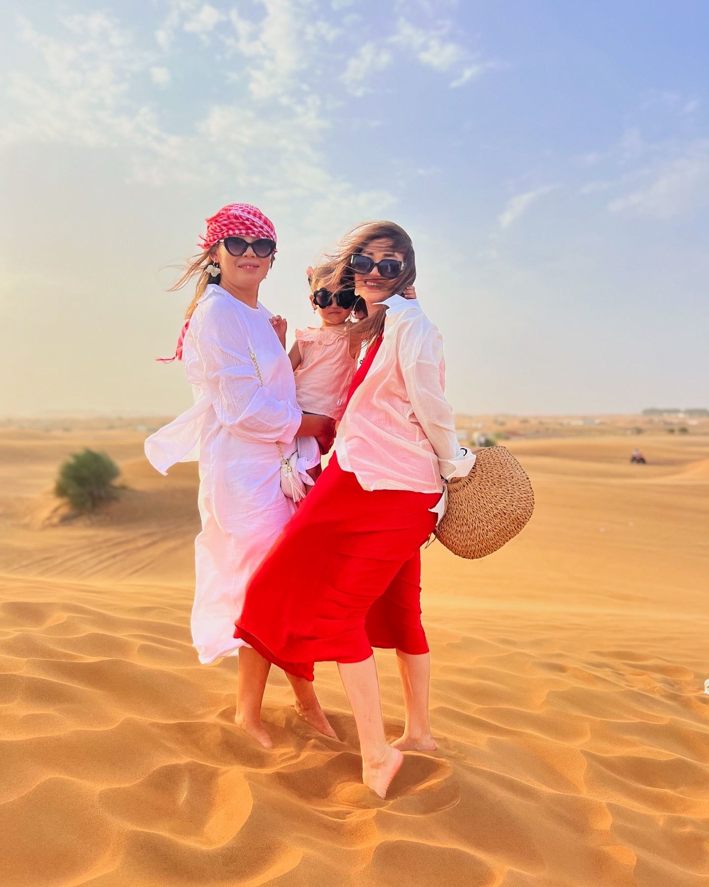 Dubai: Evening Desert Safari with Dune Bashing, Camel Ride and BBQ Dinner