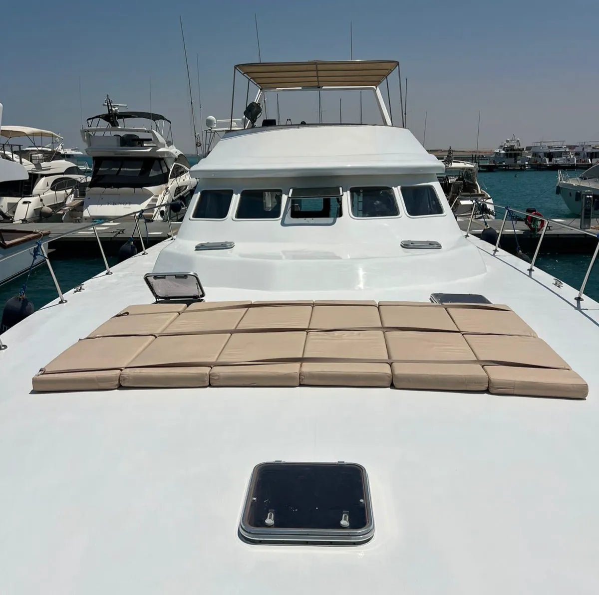 El Gouna: Private Yacht Trip to Bayoud