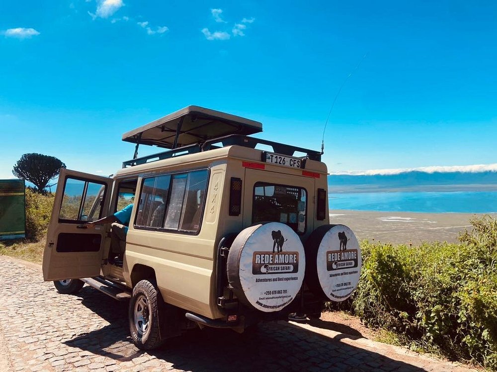 From Arusha: 5 - Day Private Safari to Tarangire, Serengeti, Ngorongoro and Lake Manyara