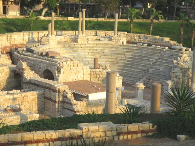From Cairo: Private Day Tour to Alexandria with City Highlights