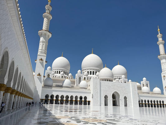 From Dubai: Private Full - Day Abu Dhabi City Tour