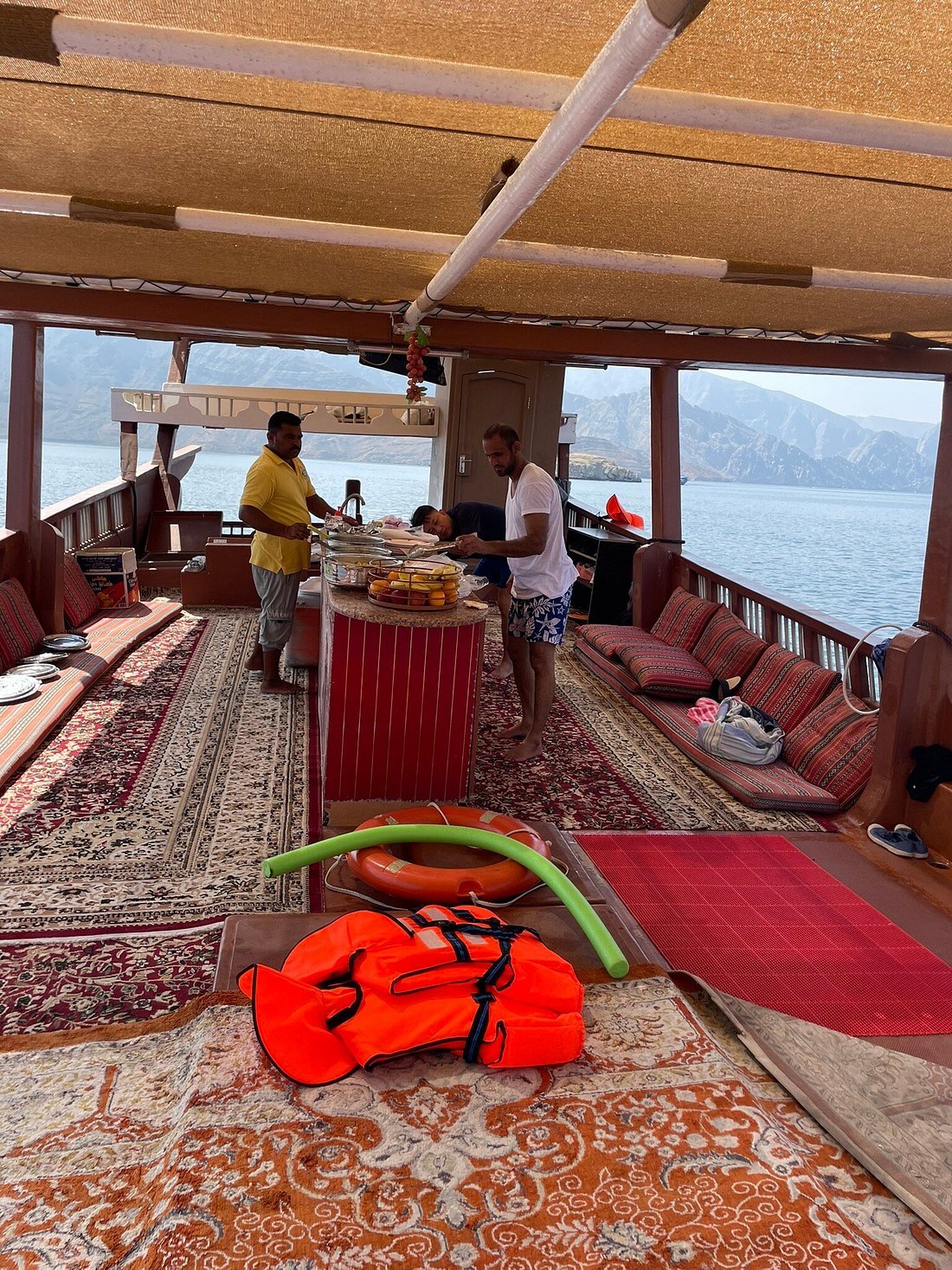 From Khasab: Fjords of Musandam Dhow Cruise with Buffet Lunch