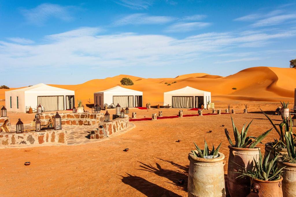 From Marrakech: 3 - Days Sahara Desert Tour to Merzouga with Camel Trek
