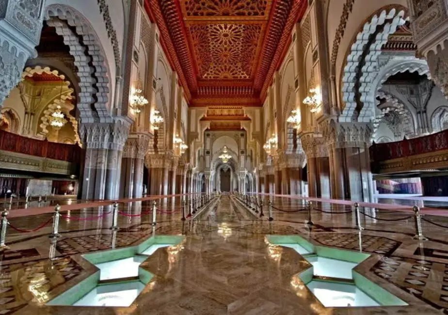 From Marrakech: Casablanca Day Trip with Hassan II Mosque Visit