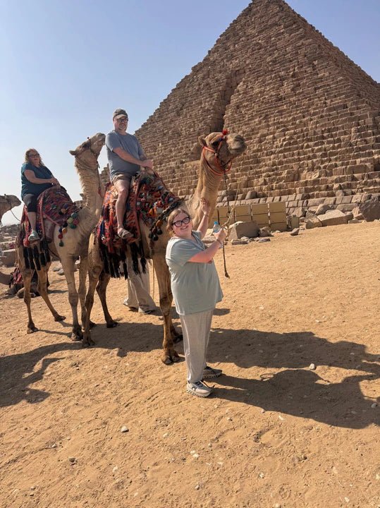 From Marsa Alam: Giza Pyramids and Egyptian Museum Day Trip by Plane