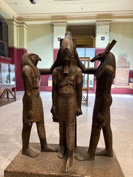 From Marsa Alam: Giza Pyramids and Egyptian Museum Day Trip by Plane