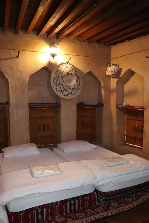 From Muscat: 8 - Day Private Oman Tour to Wadis, Desert, Mountains, and Forts