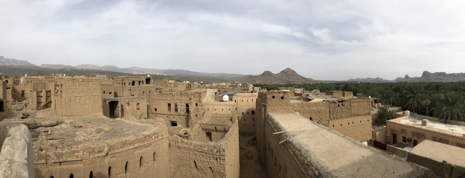 From Muscat: Nizwa, Al Hamra, and Jebel Shams Trip with Overnight Stay