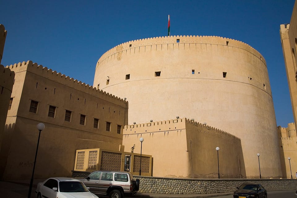 From Muscat: Private Tour to Nizwa, Jebel Akhdar or Jebel Shams with Fort Visit