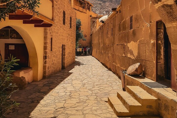 From Sharm El Sheikh: Saint Catherine’s Monastery and Dahab City Tour