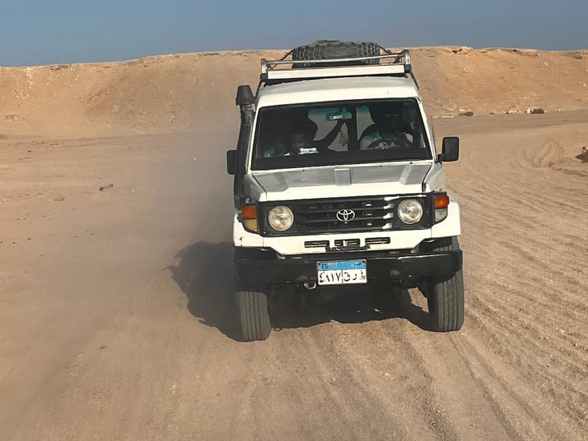 Hurghada: Stargazing and Bedouin Farm Desert Safari with Dinner