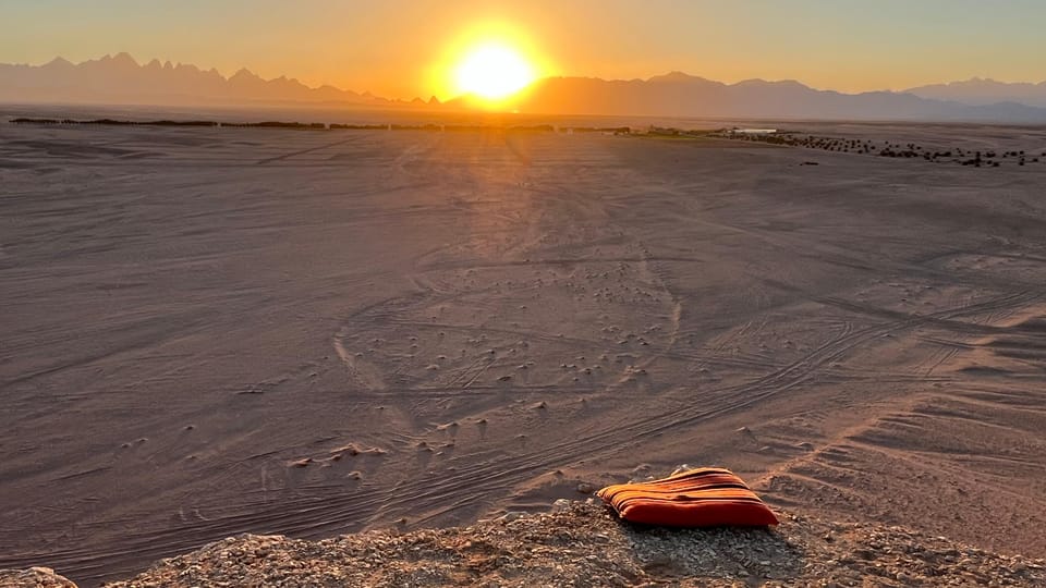 Hurghada: Stargazing and Bedouin Farm Desert Safari with Dinner