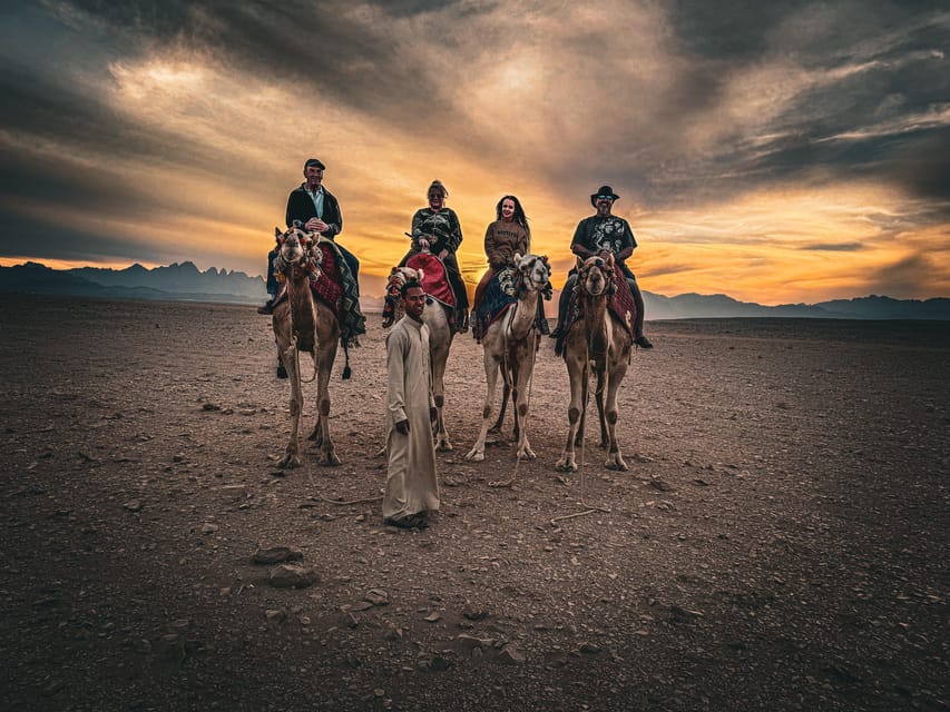 Hurghada: Stargazing and Bedouin Farm Desert Safari with Dinner