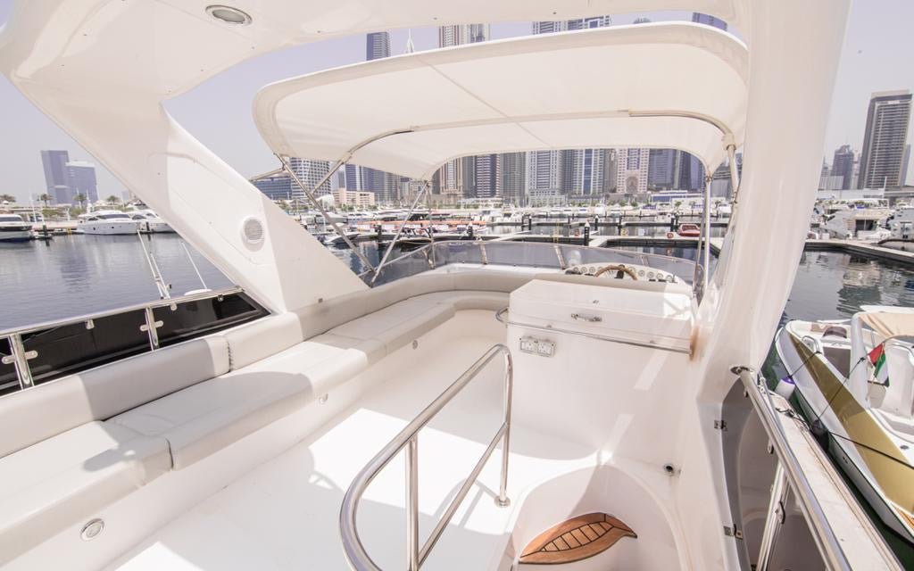 Dubái: recorrido en yate de lujo de 50 pies