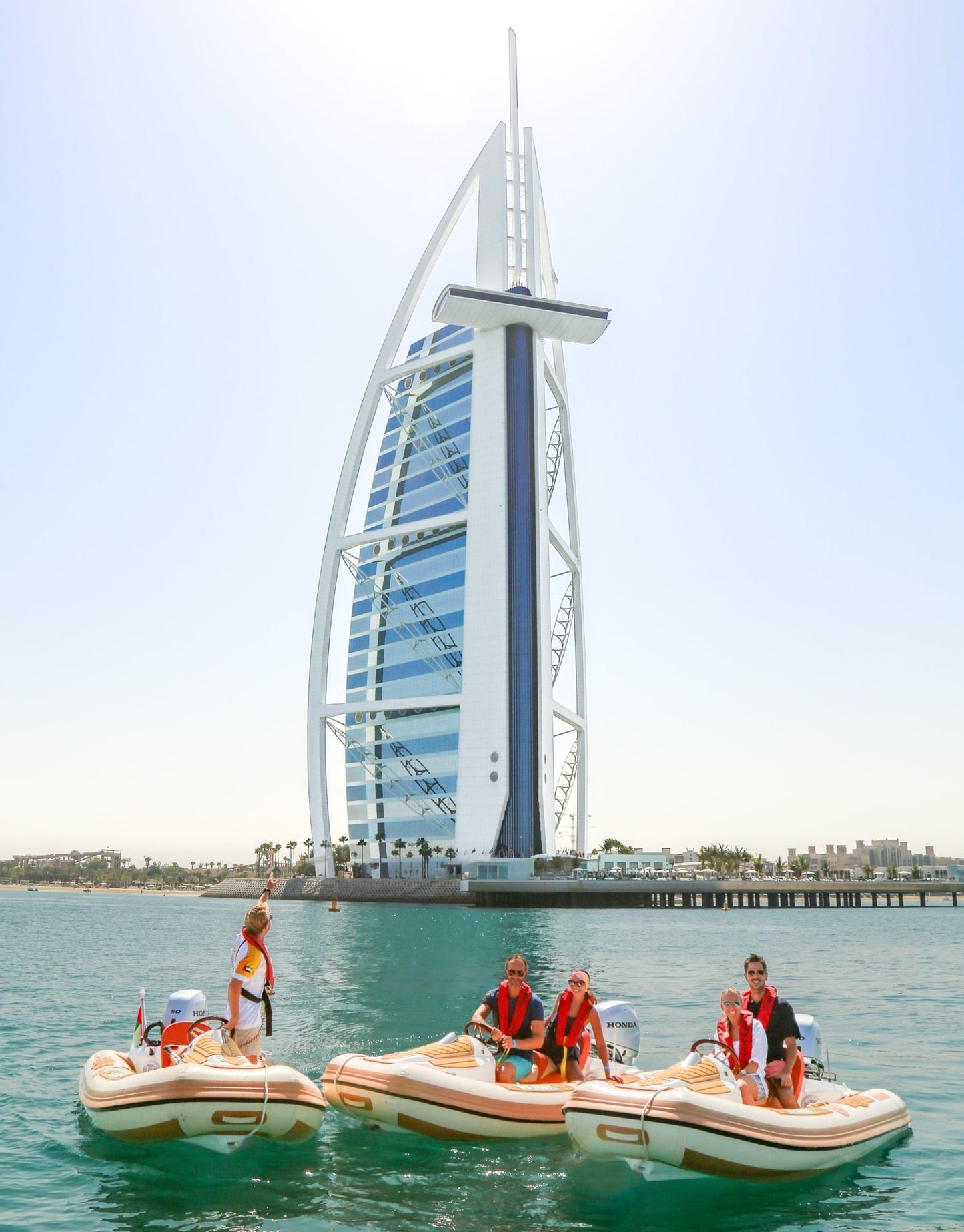 Dubái: experiencia en lancha motora sin conductor