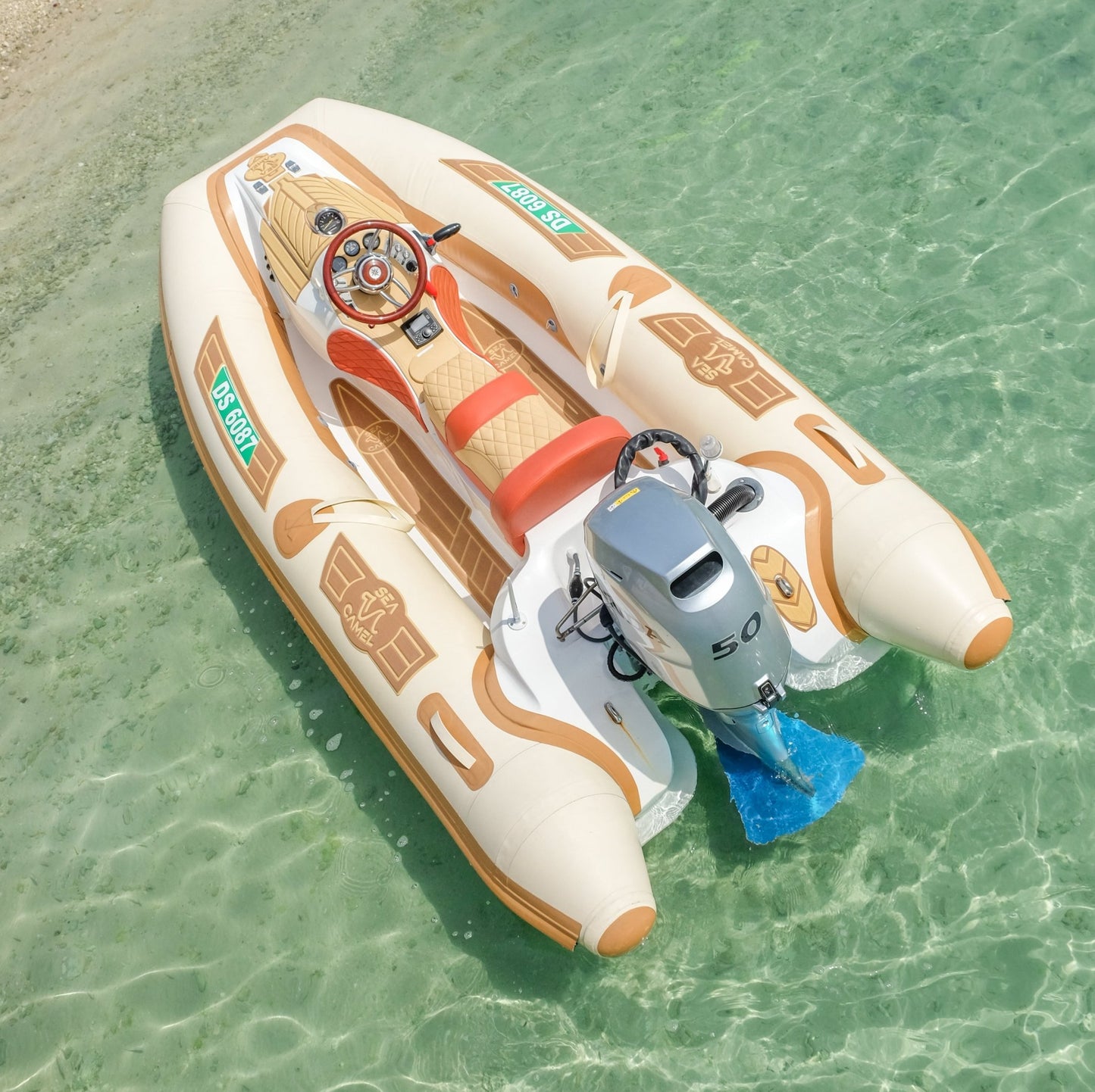 Dubái: experiencia en lancha motora sin conductor