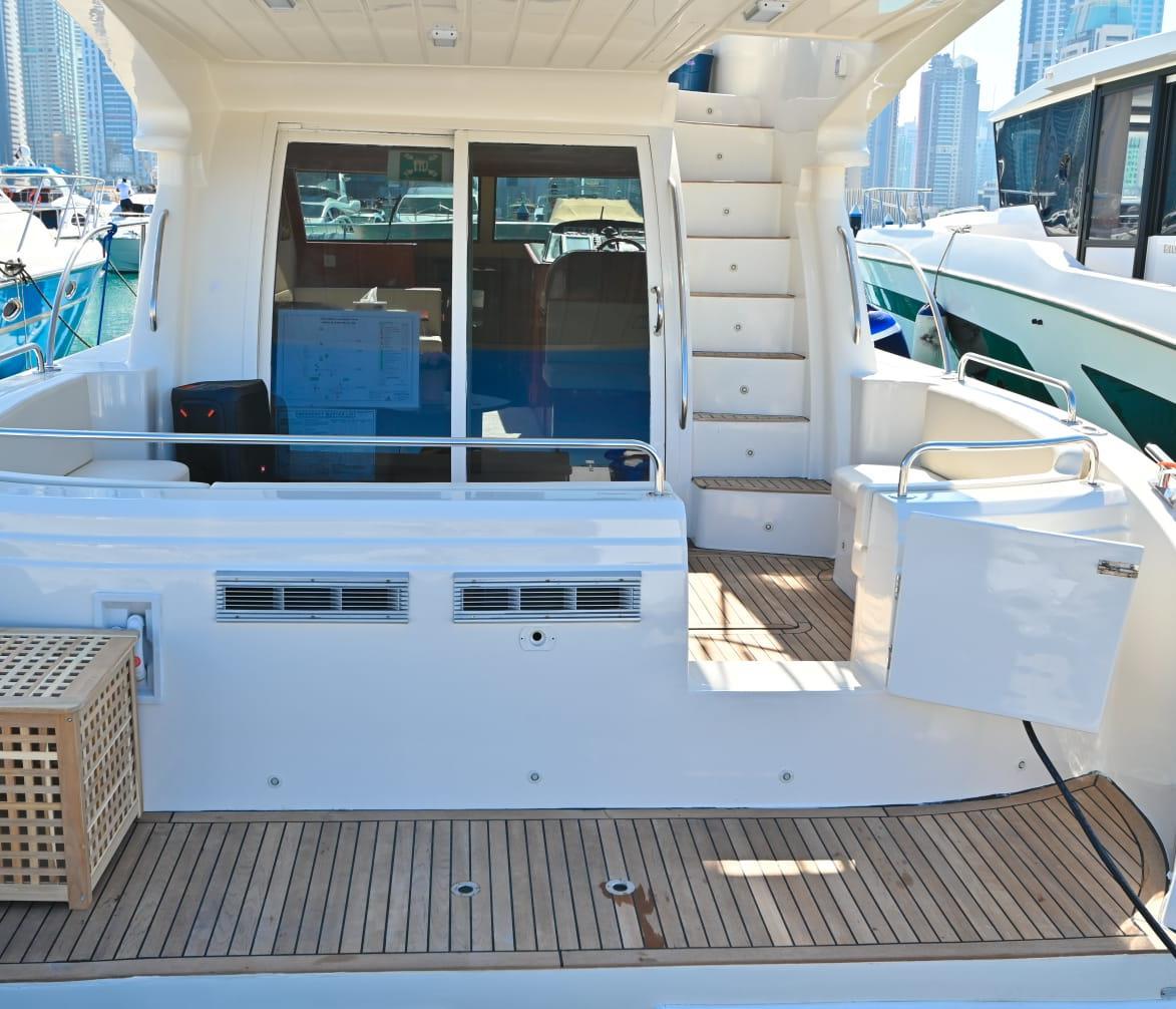 Dubai: Private 45FT Yacht Tour