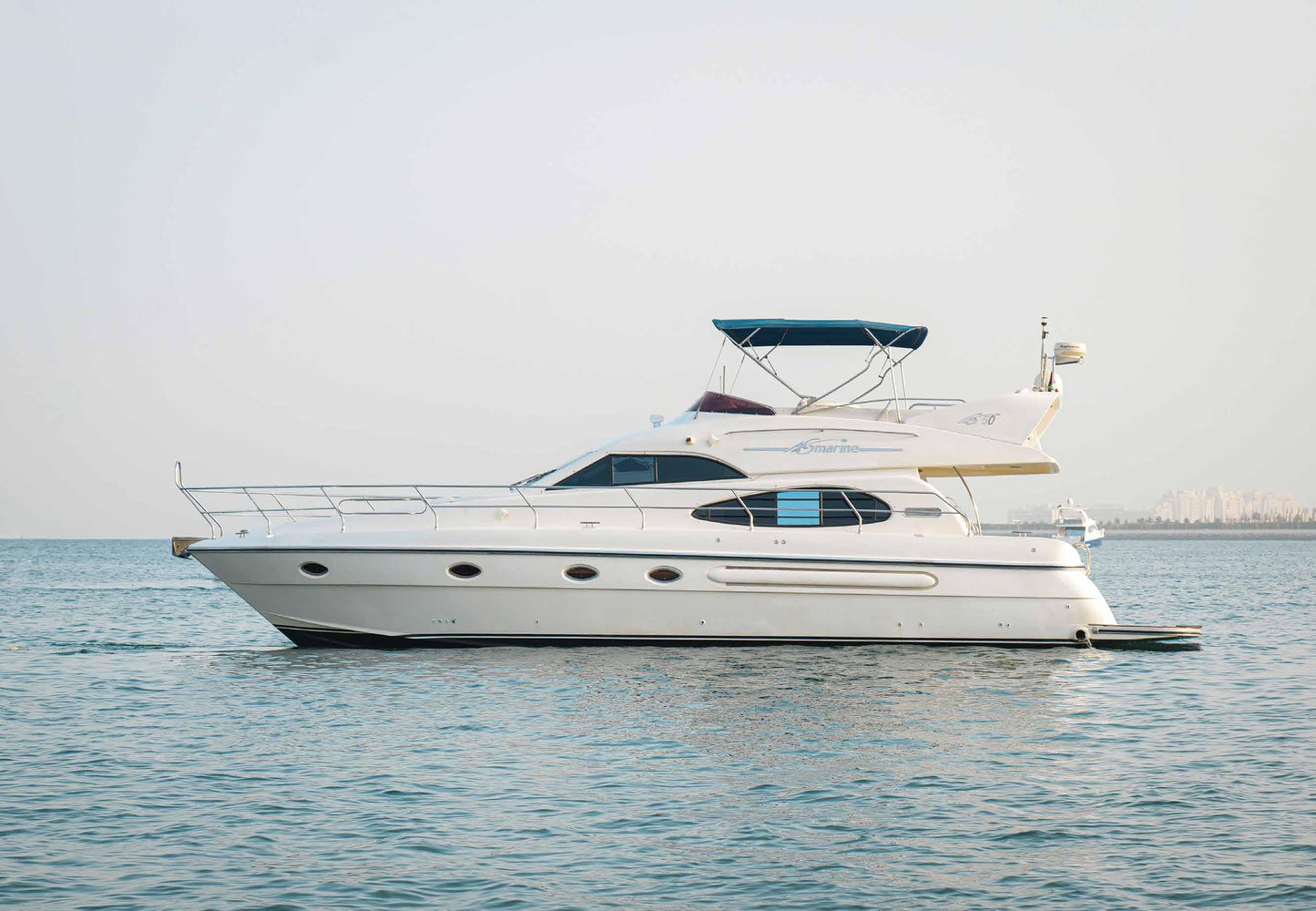 Dubai: Private 50-Fuß-Yacht-Tour