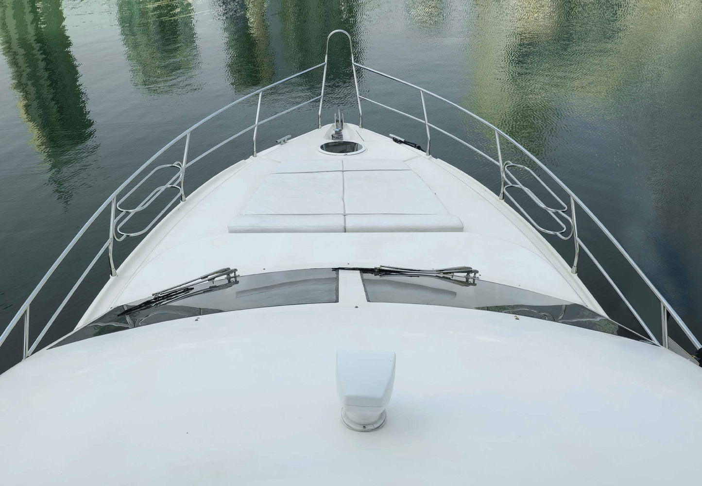 Dubai: Private 50-Fuß-Yacht-Tour