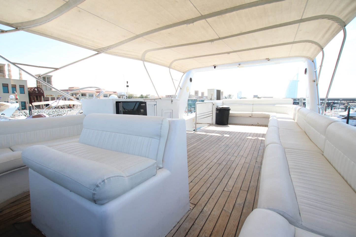 Dubaï : visite privée en yacht de 80 pieds