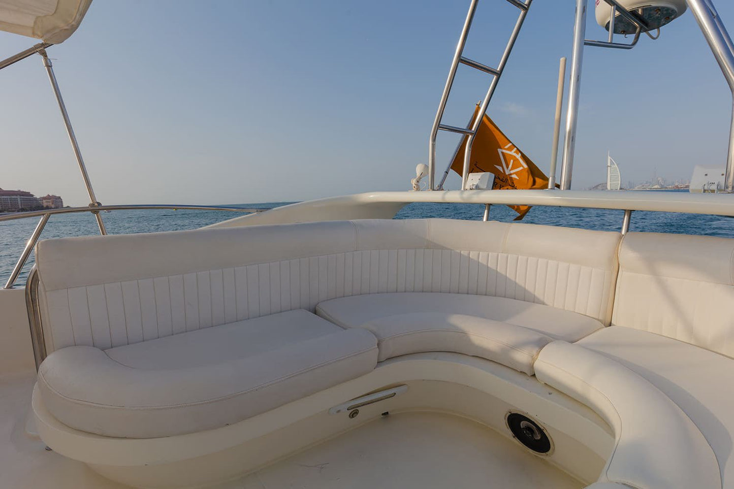 Dubai: Private 50FT Yacht Tour