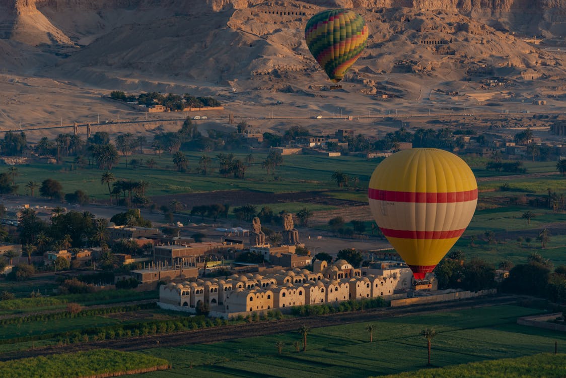 Luxor: Full - Day Hot Air Balloon Ride, West & East Banks, Temples, and Valley of the Kings