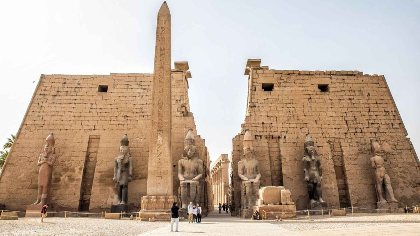 Luxor: Full - Day Hot Air Balloon Ride with East and West Bank Private Tour