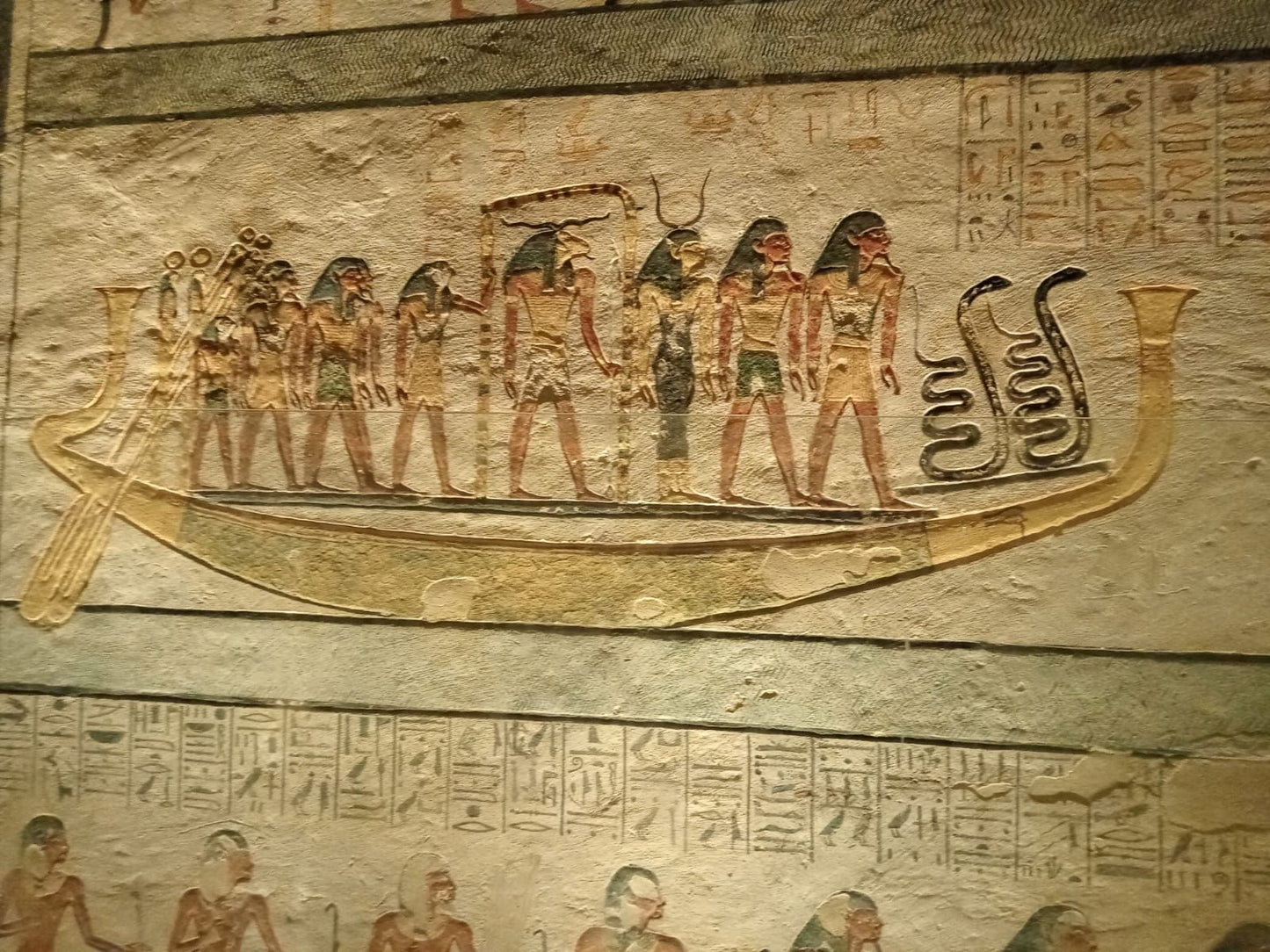 Luxor: Guided Tour to The Valley of the Kings, Temple of Hatshepsut and Colossi of Memnon