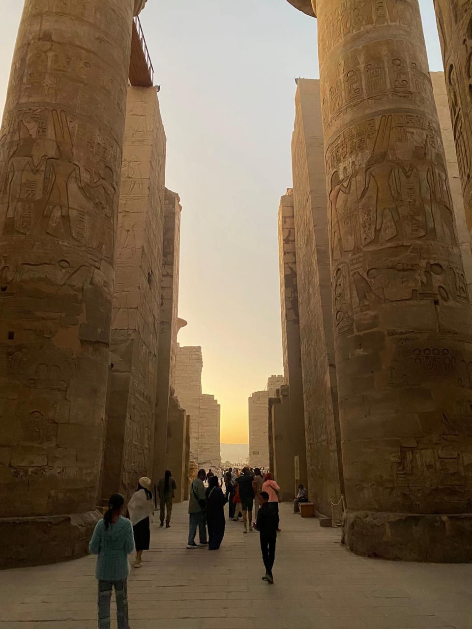 Luxor: Hot Air Balloon Ride with East and West Bank Private Guided Tour