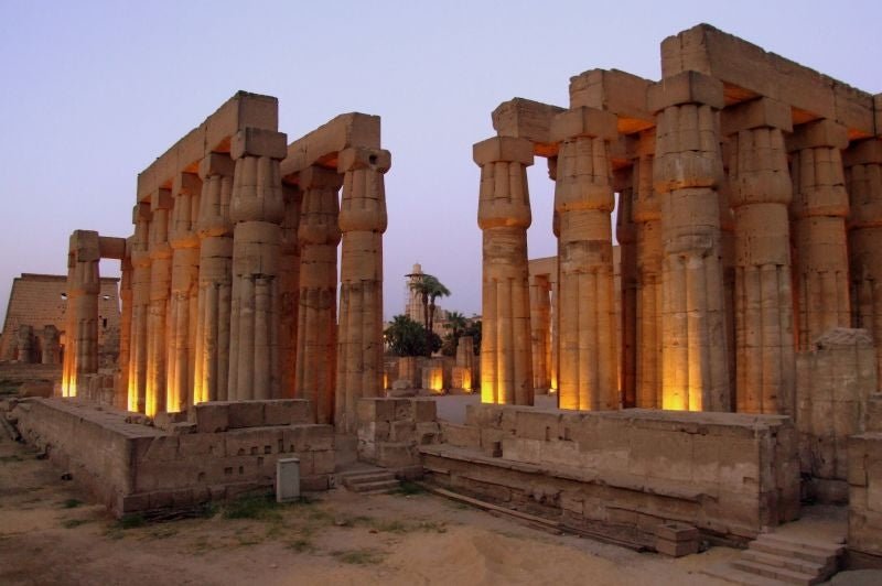 Luxor: Private Day Tour to East and West Banks