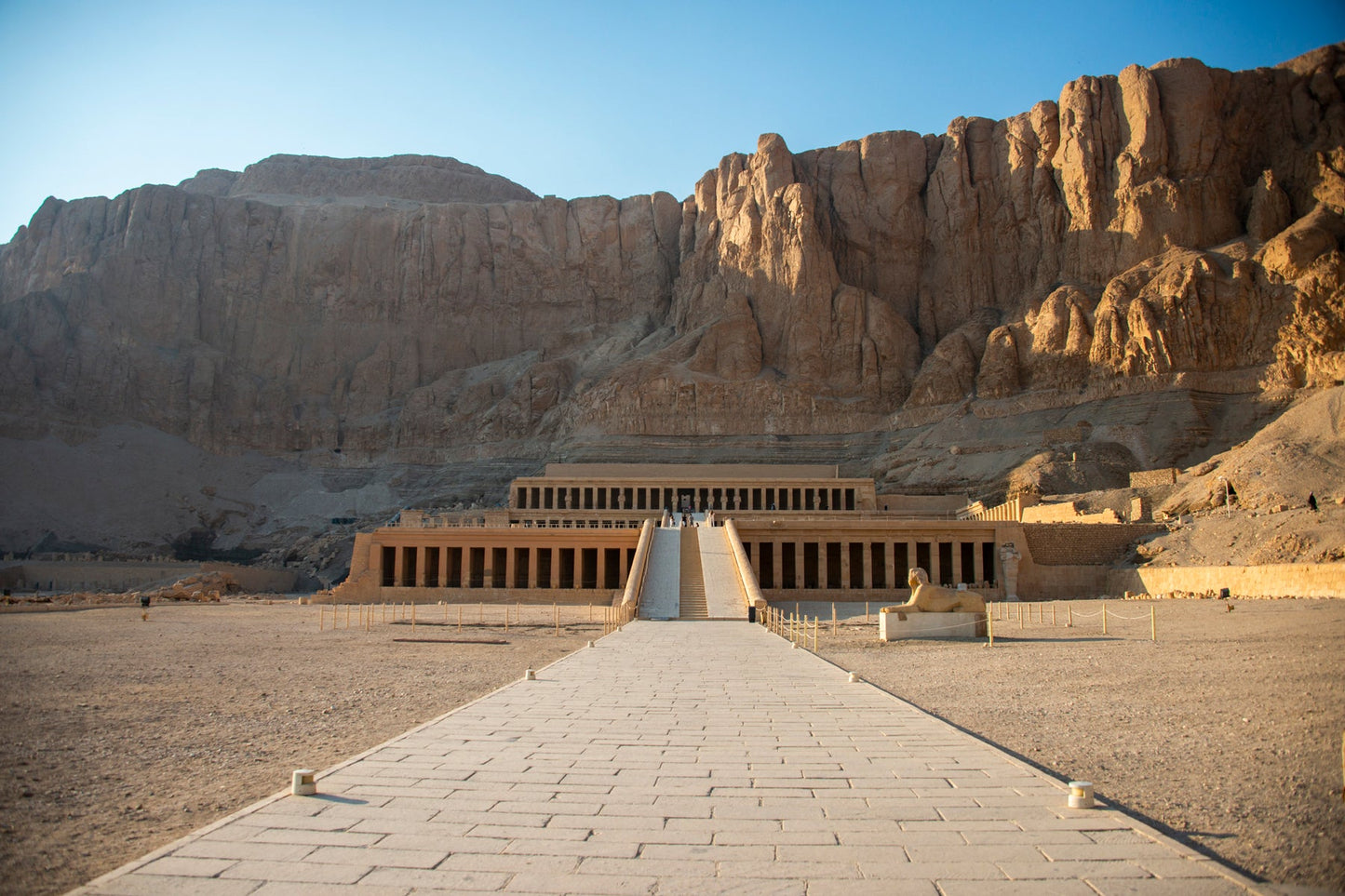 Luxor: Private Day Tour to East and West Banks