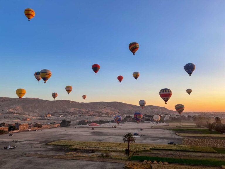 Luxor: Sunrise Hot Air Balloon Ride over Luxor Ancient Landmarks