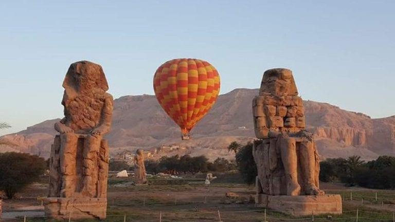 Luxor: Sunrise Hot Air Balloon Ride over Temples and Landmarks