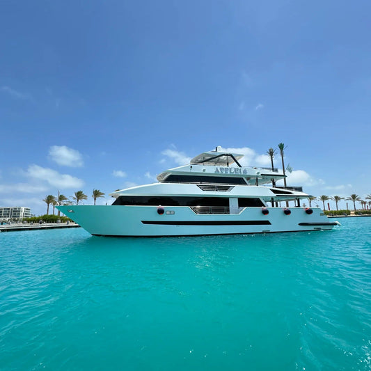 Marassi: Private Luxury Yacht Trip with Swimming and Optional Lunch in North Coast