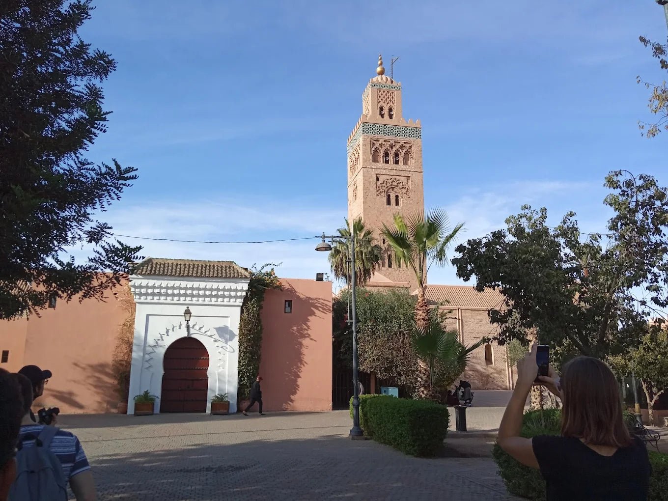 Marrakech: Guided City Tour of Koutoubia Mosque, Saadian Tombs, and Bahia Palace