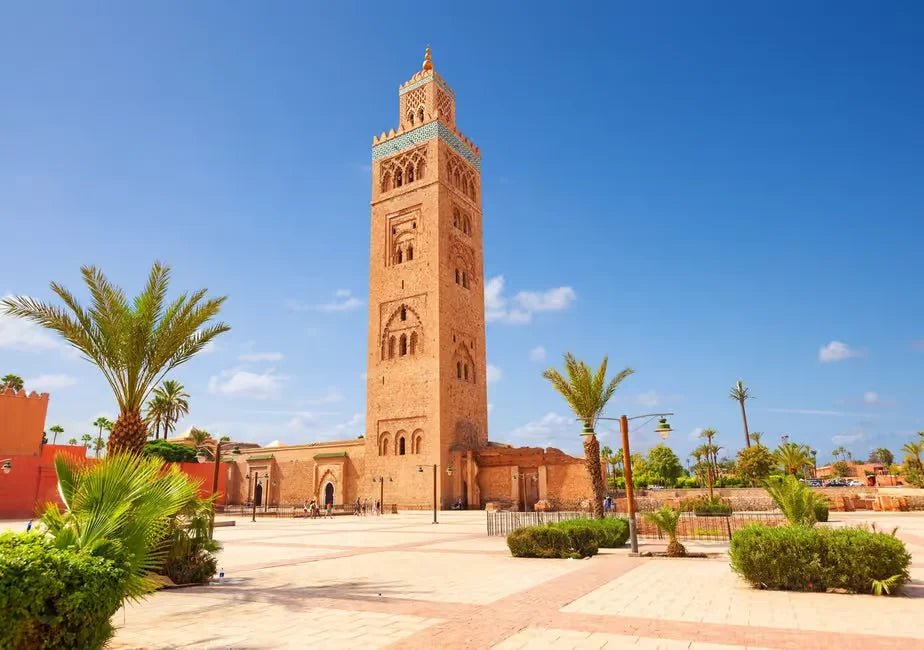 Marrakech: Majorelle & Menara Gardens Tour with Horse Carriage Ride
