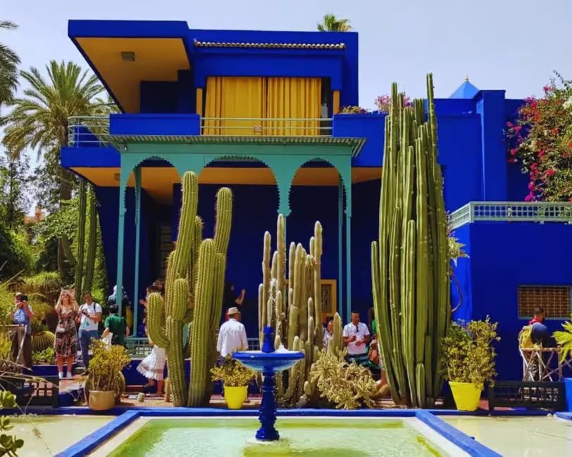 Marrakech: Majorelle & Menara Gardens Tour with Horse Carriage Ride